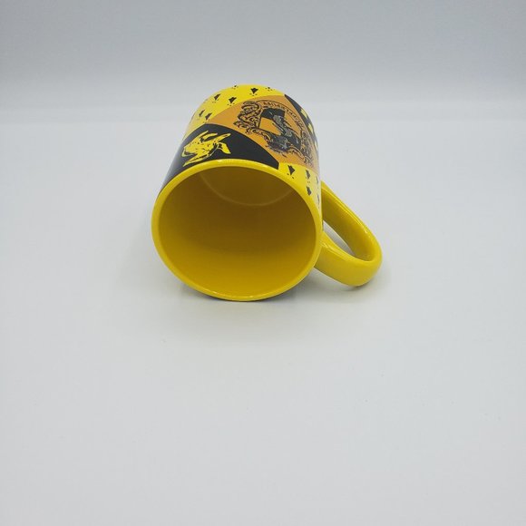 New Harry potter Hufflepuff house mug - Picture 2 of 4